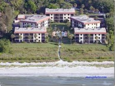 Sanibel Vacation Rental One Bedroom Sleeps 4 On Beach
